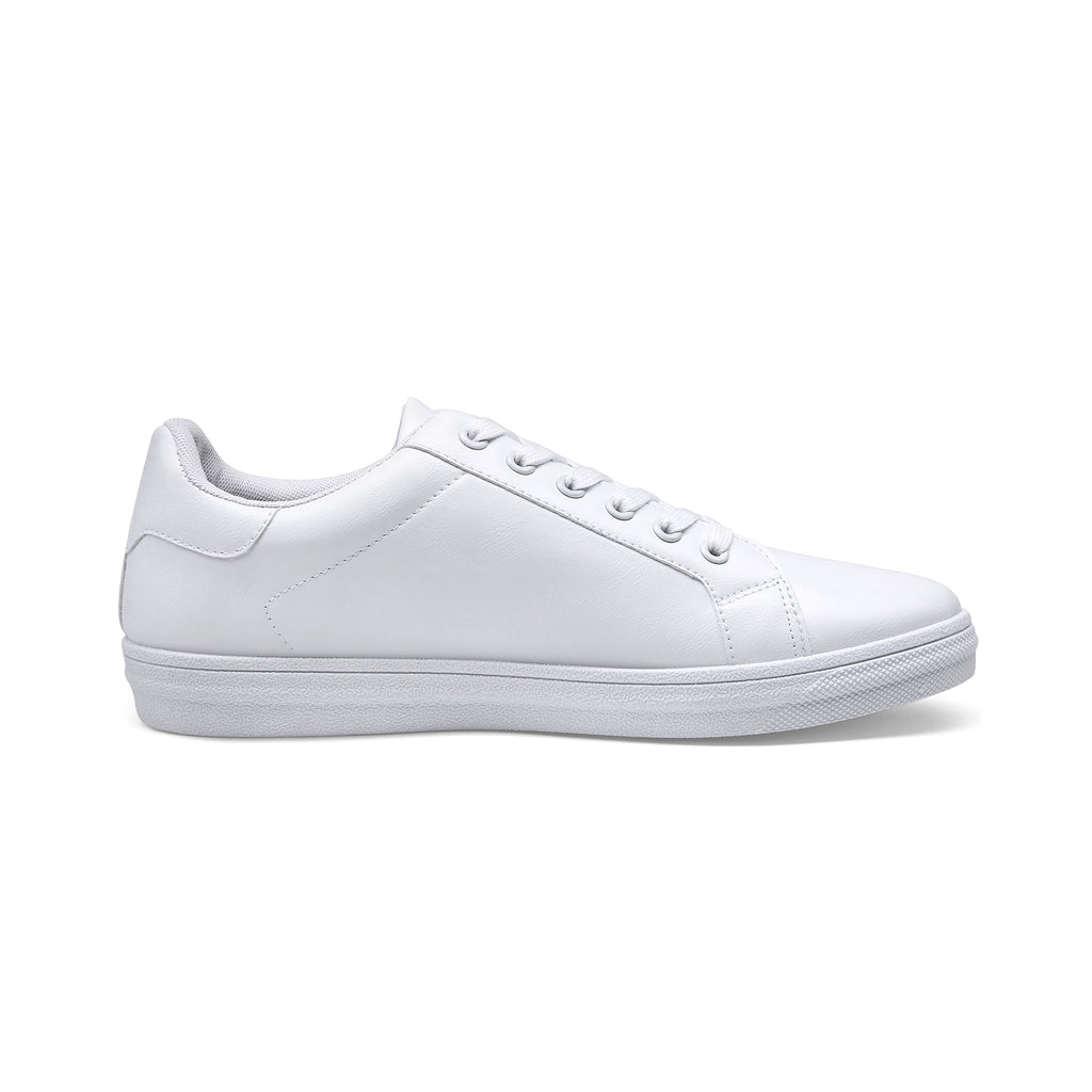 10 white fashion sneakers you should wear this season - MV chunky sneakers,  designer shoes | White sneakers men, White fashion sneakers, White shoes men